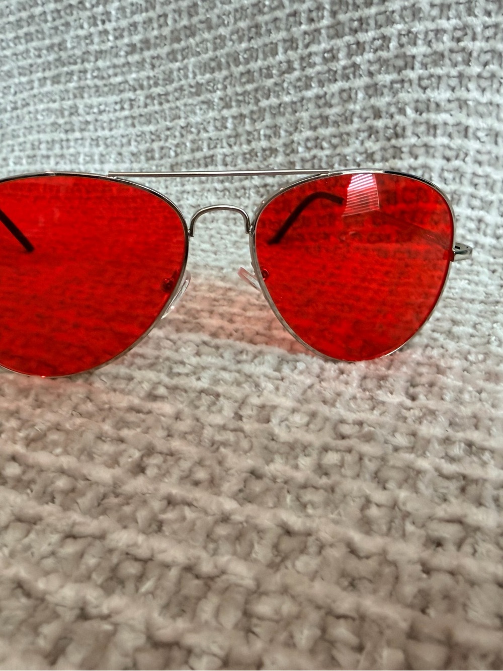 Women’s Silver-Frame Aviator Sunglasses with Red Lenses